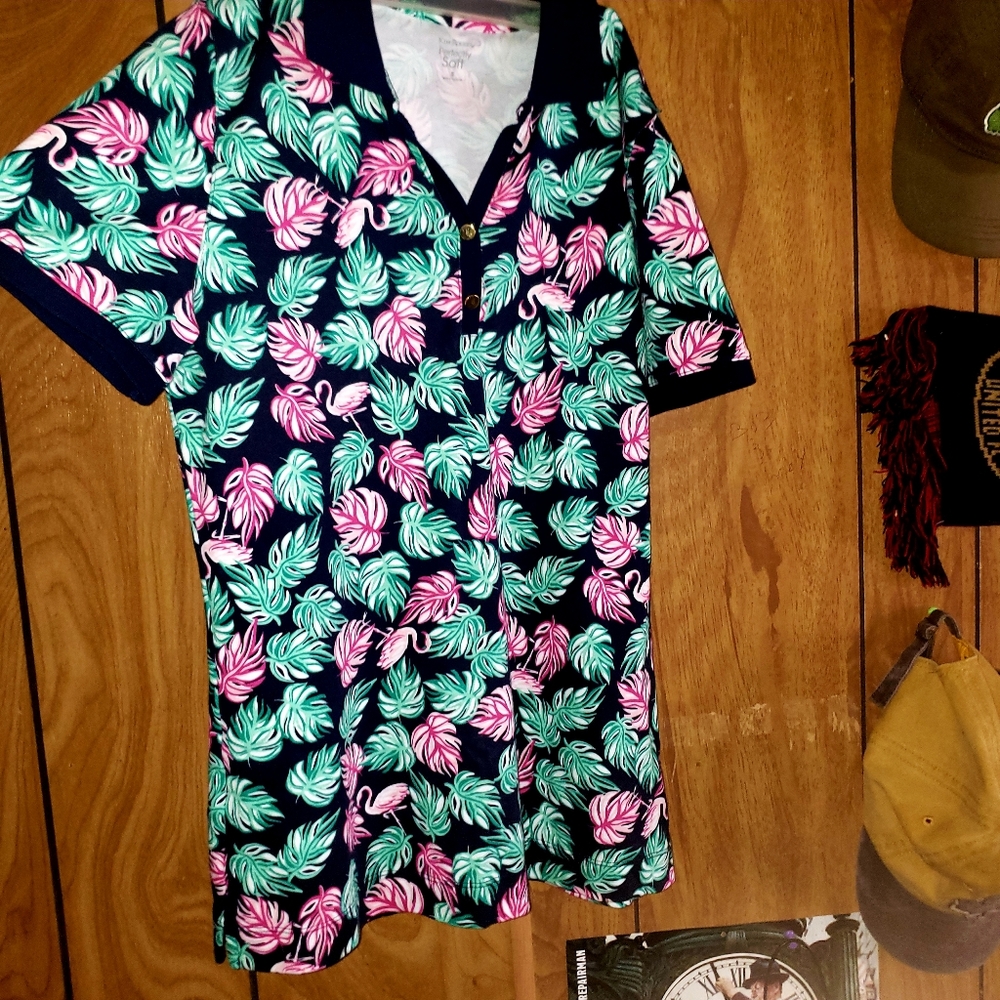 NWOT- Kim Rogers shirt ]small[